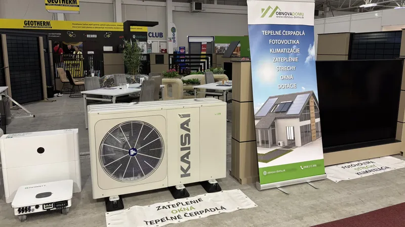 Tepelné čerpadlo KAISAI a&nbsp;banner Obnova-Domu na našom stánku na veľtrhu CONECO RACIOENERGIA 2026